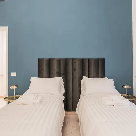Апартаменты The Rent - Bright Three-bedroom Along The Tiber River *