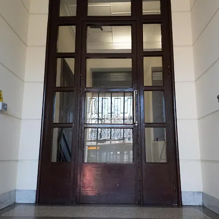 The Rent - Bright Three-bedroom Along The Tiber River רומא