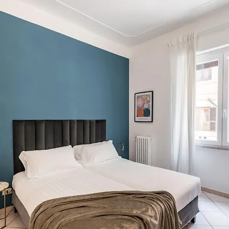 The Rent - Bright Three-bedroom Along The Tiber River Apartmán *