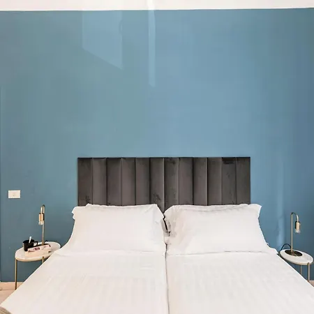 Apartmán The Rent - Bright Three-bedroom Along The Tiber River *