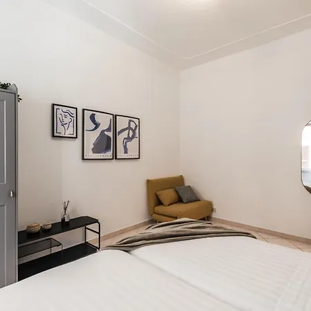Apartmán The Rent - Bright Three-bedroom Along The Tiber River